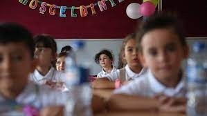 26 Şubat okullar tatil mi? Yarın kar tatili olan iller ve ilçeler hangileri? Yarın okullar tatil mi?